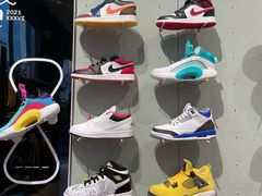 -Air Jordan(世贸天阶店)