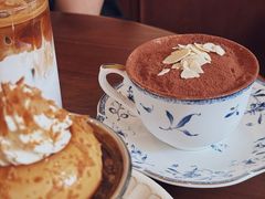 -Café Monson