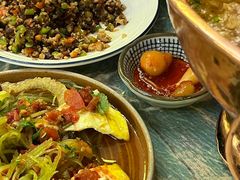 黑三剁-浩海火燒雲傣家菜(静安芮欧店)