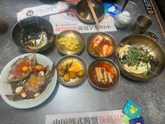 -草家酱蟹炭火烤肉店(珲春南路二店)