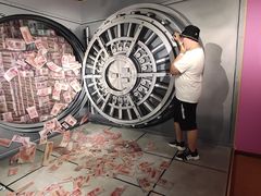 -重庆梵高星空艺术馆(解放碑旗舰店)