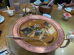 红烧鱼头拌饭-深巷家味馆.湖北头牌红烧鱼头拌饭(黄陂店)