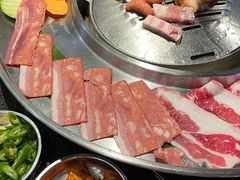 -哈哈碳都·牛肋条无限自助烤肉(宝龙店)