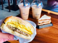 -Cha Café and Bistro