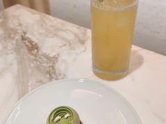 -théATRE 茶聚场(王府中環店)