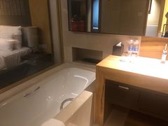 -青岛富力艾美酒店