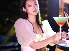 -亚龙湾喜来登·美景台大堂吧