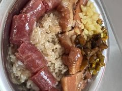-梁阿婆廿年老牌扣肉糯米饭