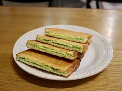 咖椰吐司-HELLO 27 意面·沙拉·帕尼尼