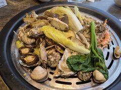 -日进一片海.生腌海鲜火锅.宵夜烧烤(三里屯总店)