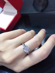 -威德钻石-克拉钻大本营(南京东路店)