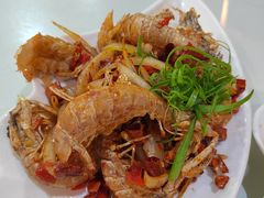 -覃记海鲜美食餐厅