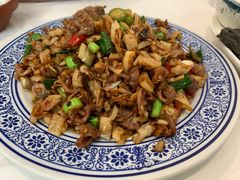 白辣椒炒鸡胗-新新湘菜馆(新中街二条店)
