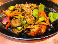 铁板干葱黑椒嫩牛柳-德宏记·茶餐厅(新辰里学清路店)