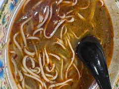红烧牛肉面-金杨拉面王小吃面馆·牛三宝面·红烧牛肉粉
