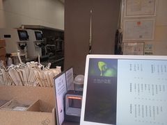-喜茶(上海淮海中路渔阳里店)