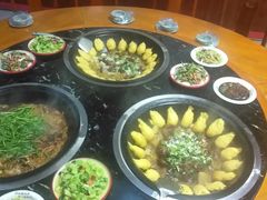 -边江铁锅炖鱼(振八街店)