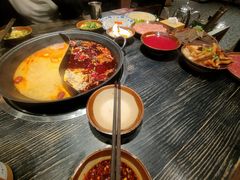 -冯校长老火锅(中联广场店)