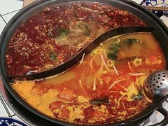 -旧街市鲜货老火锅(大光路店)