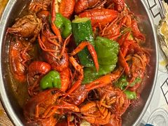 十三香小龙虾-云晓光头烧烤吧(川沙绿地店)