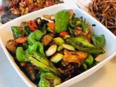 嘉丰小炒肉-嘉丰湘菜馆(芳群园店)