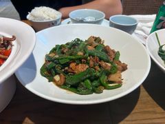 -黄泥岗·地道湖北菜(奥特莱斯店)