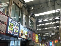 -泰龙城小吃街