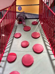 -Eureka优瑞卡儿童主题乐园(合生汇购物中心店)