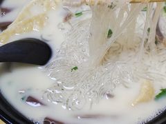 -津津老鸭粉丝馆(正东路店)