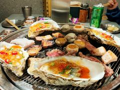 -围炉肉舍•炭烤活鳗•丹东海鲜烤肉(步行街店)