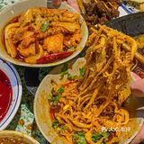 惊了！在武汉亲眼看见大锅火锅底料现炒！香昏