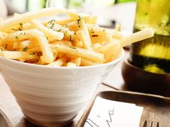 -植物园哈利亚餐厅