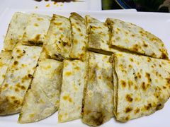 阿拉善驼肉馅饼-格日勒阿妈蒙古厨房(大召店)