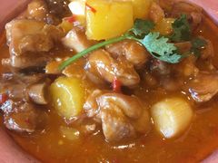 -云海肴·汽锅鸡·云南菜(天山百盛优客店)