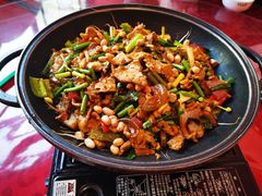 干锅带皮牛肉-古城苗家土菜馆(河景餐厅店)