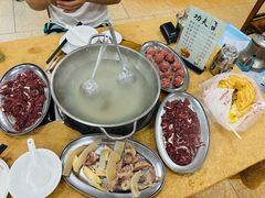 -五洞培记山庄·鲜牛肉火锅