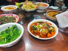 -六合居·明厨亮灶餐厅(成双大道店)