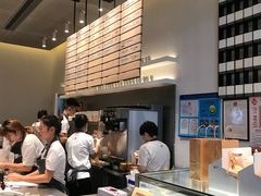-大光明电影院(南京西路店)