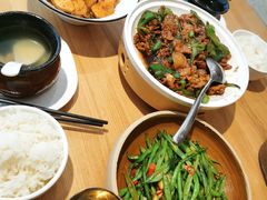 -胡子大厨·超级小炒肉(晶耀前滩店)
