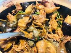 冬菇-食爺炭炉鸡煲·烧烤