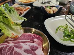 -梨花自助烤肉(乐宾店)