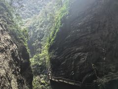 -龙水峡地缝景区