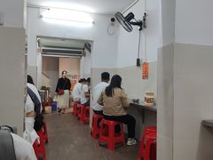 -梁阿婆廿年老牌扣肉糯米饭