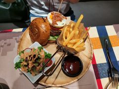 -遇见西木美式餐厅(体育路店)