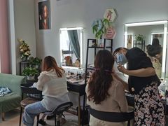 -ME觅妆·定制美妆·彩妆私教(菱角湖店)