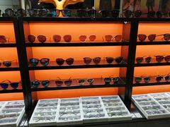 -潘多拉眼镜·蔡司依视路明月(潘家园店)