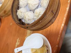 -莱莱小笼·乔艾
