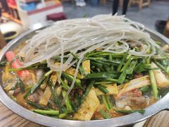 牛肉八带蟹棒鱼饼综合锅-京玉菲饭店(李村店)