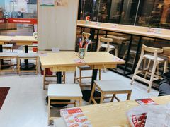 -魔都三兄弟酸辣粉·蘸卤炸串(虹桥万科店)