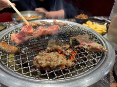 -啊美丽炭火烤肉(滑翔一店)